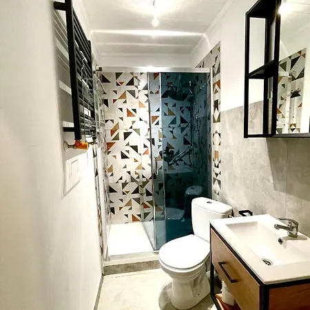 Happy Living Hostel