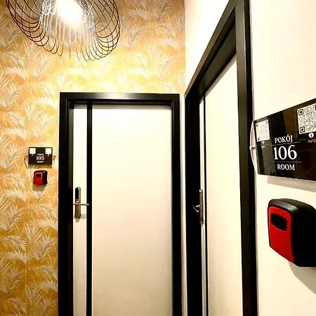 بيت شباب Happy Living *