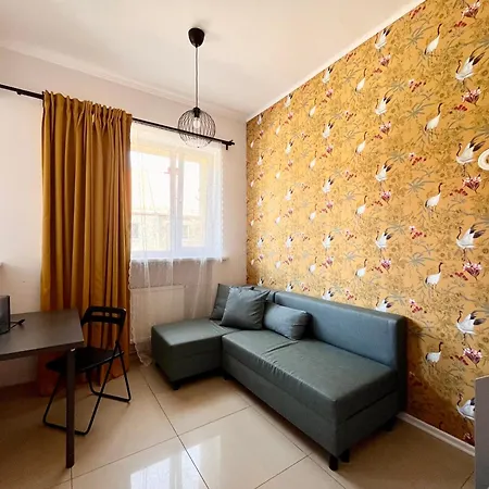 Happy Living Хостел