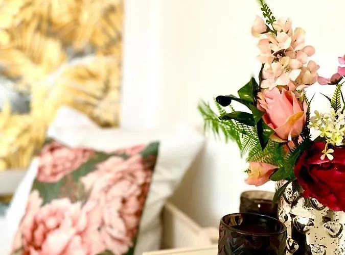 호스텔 Happy Living